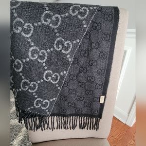 GUCCI GG jacquard pattern wool knit scarf with tassels REVERSABLE